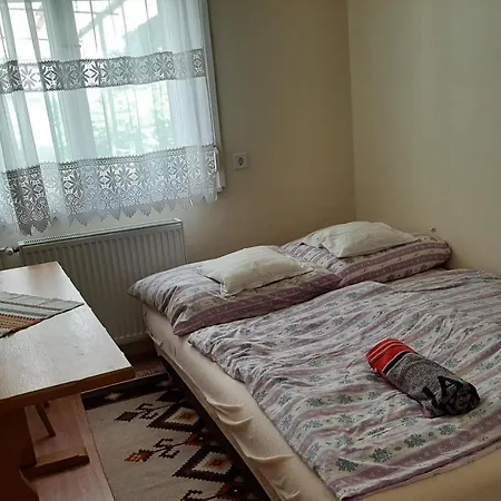 Uj Elet Weekend House Holiday home *